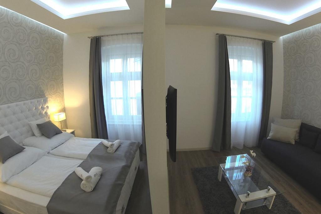 Munkacsy Hotel Bekescsaba Ruang foto